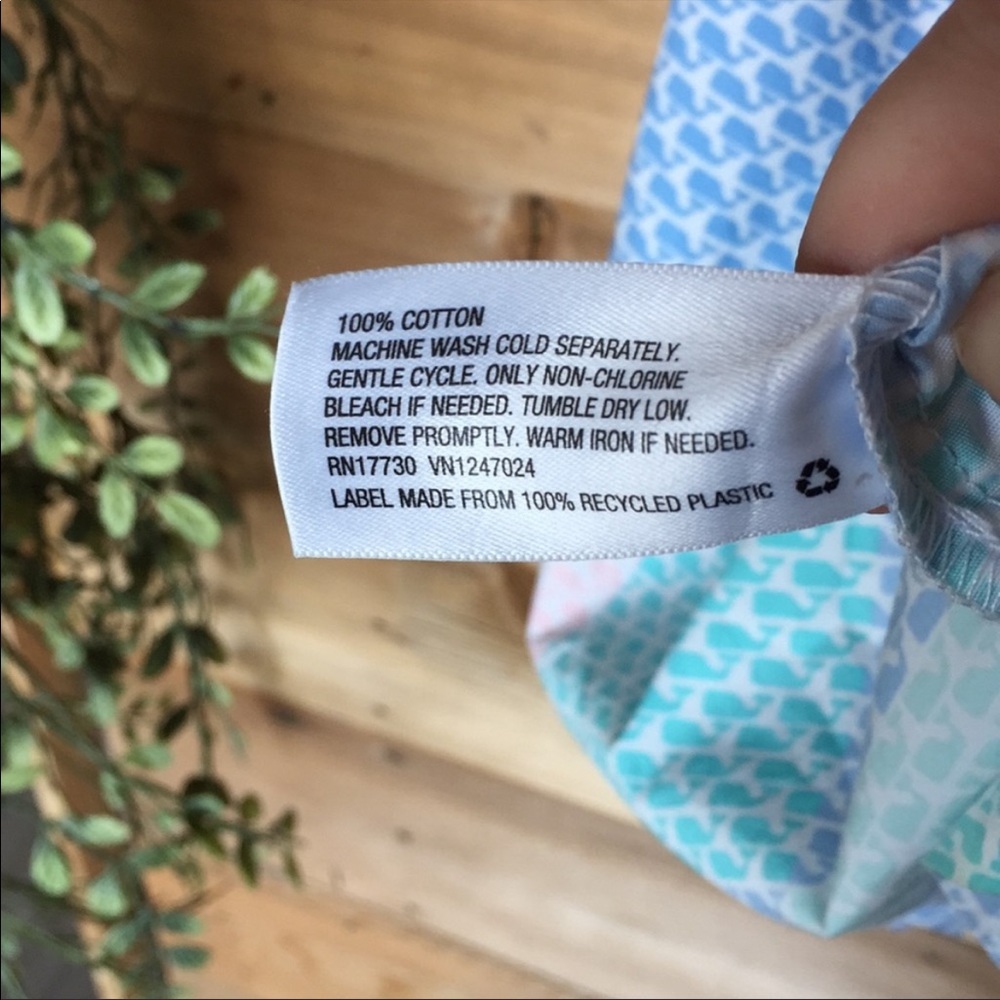 Vineyard Vines Patchwork Off The Shoulder Whale - image 5